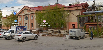 Екатеринбург, жилой район Комсомольский, ул. Бетонщиков, 5